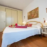 Casa Emma With Pool - Happy Sirmione