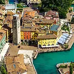 Apartman Casa Emma With Pool - Happy Sirmione
